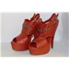 Image 1 : LADIES ORANGE PLATFORM W/ 6.5" HIGH HEEL SIZE 10