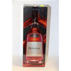 750ML BOTTLE OF HENNESSY V.S.O.P COGNAC