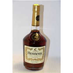 750ML BOTTLE OF HENNESSY VERY SPECIAL COGNAC