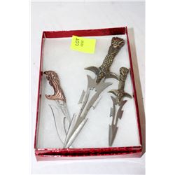 DECORATIVE CHINESE DAGGER & SHEATH