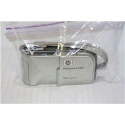 BOX W/ HP PHOTOSMART E327 DIGITAL