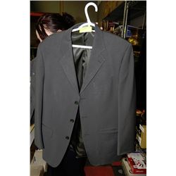 MEN'S BLAZER SIZE UNKNOWN