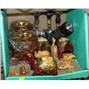 Image 1 : BOX OF ASSORTED TRINKETS & ORNAMENTS