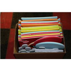BOX OF CHILDRENS ACCESSORIES