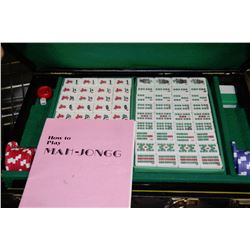 MAHJONG GAME IN BLACK CASE