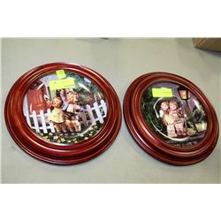 SET OF 2 HUMMEL COLLECTOR PLATES