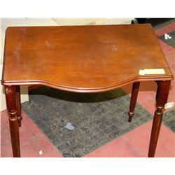 SMALL OCCASIONAL TABLE