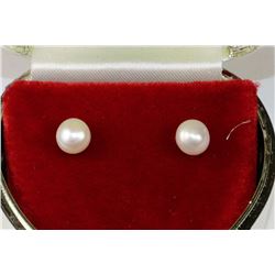 FRESHWATER PEARL NECKLACE