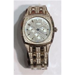 #30-BULOVA QUARTZ MEN'S WATCH WITH CUBIC CRYSTALS