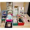 Image 1 : 9 PORCELAIN DOLLS COLLECTION-& PICTURE FRAME