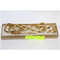 GOLD TONE FASHION NECKLACE & BRACELET SET