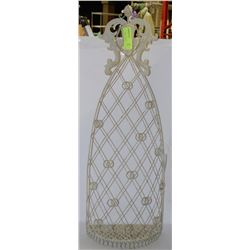 WADE METAL ANGEL CARDHOLDER