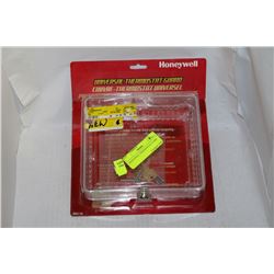 HONEYWELL UNIVERSAL THERMOSTAT GUARD