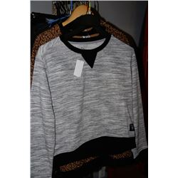 LADIES AMNESIA GREY & BLACK SWEATER SIZE XS