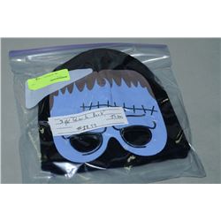 PACK OF 3 GLOW IN THE DARK TOUQUES