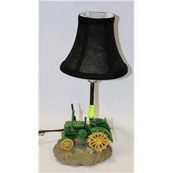 1999 JOHN DEERE TRACTOR LAMP