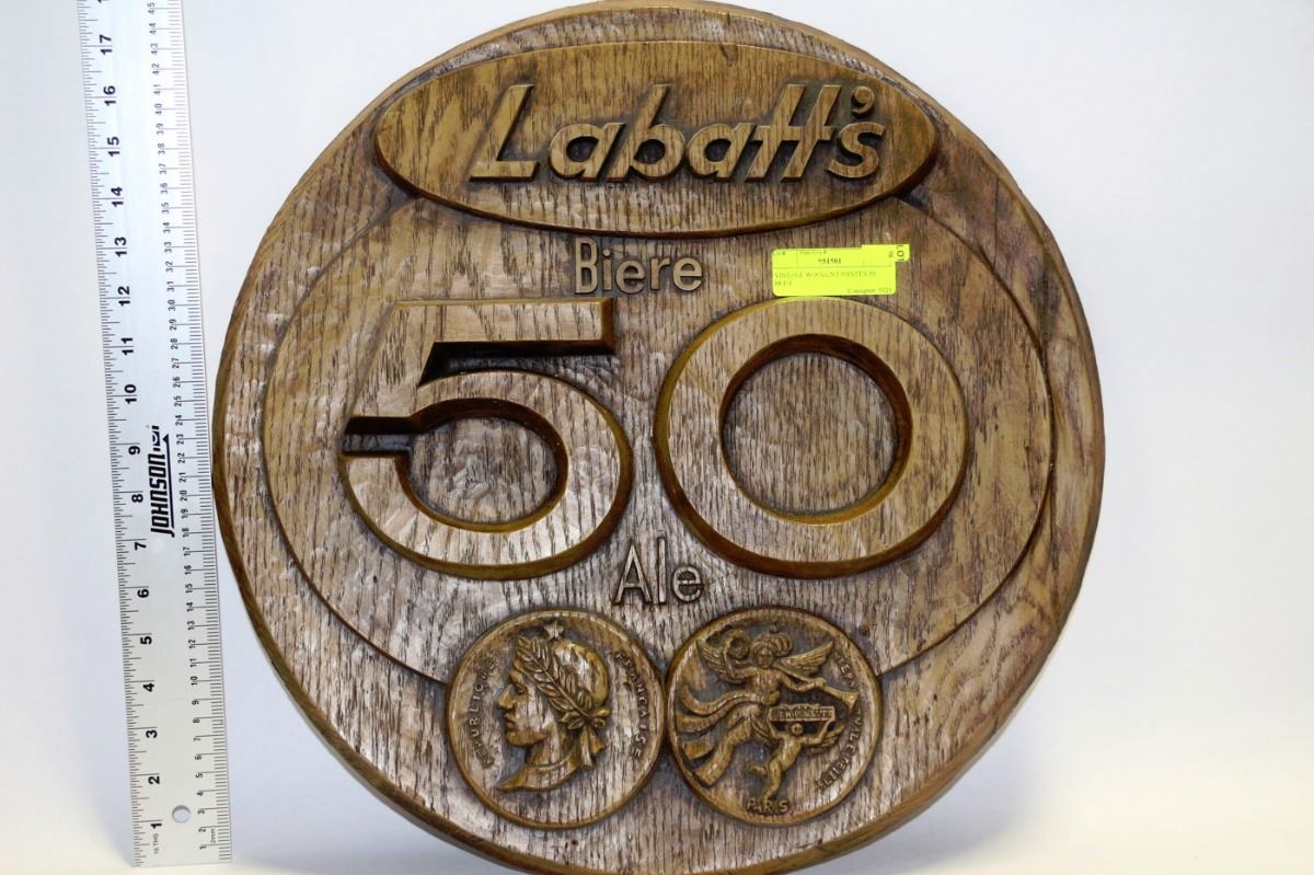 VINTAGE WOODEN LABATT'S 50 BEER