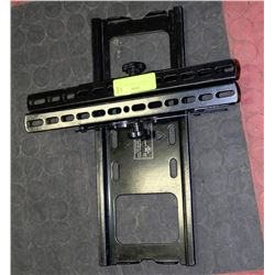FLAT SCREEN TV WALL MOUNT - 100 LB