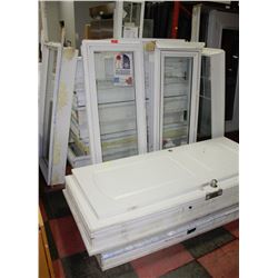 LOT OF ASSORTED WINDOWS/DOORS/DOOR FRAME