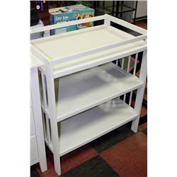 SHOWHOME WHITE CHANGE TABLE