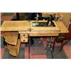 Image 1 : ESTATE SINGER TREADLE SEWING MACHINE