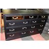 Image 1 : BLACK 9 DRAWER DRESSER W/ MIRRORED DRESSER