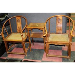 WOOD CARVED END TABLE W/ 2 END CHAIRS