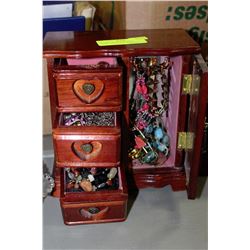 BROWN HEART & FLOWER JEWELLERY BOX W/ CONTENTS