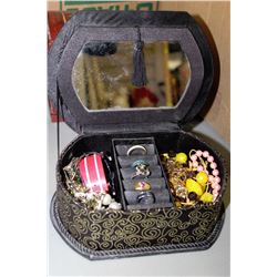 JUSTFER JEWELS BLACK+GOLD JEWELLERY CASE W/ CONTEN