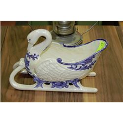 DECORATIVE ART SWAN BASKET