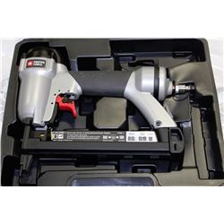 PORTER CABLE FINSIHING NAILER