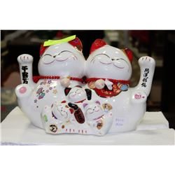 ELECTRONIC CHINESE 2 WAVING CATS ORNAMENT