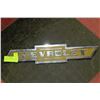 Image 1 : 1947 CHEVROLET HOOD EMBLEM