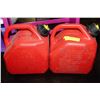 Image 1 : PAIR OF 5L GAS CONTAINERS