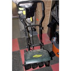 YARDWORKS 9 AMP ELECTRIC SNOW SHOVEL