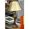 Image 1 : LAMP W/ GOLD-TONE BASE