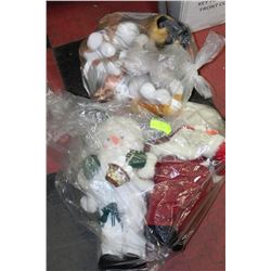 PAIR OF SNOWMEN FIGURES AND BAG OF CHILDRENS DOLLS