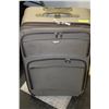 Image 1 : LARGE "DOCKERS" SUITCASE