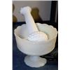 Image 1 : MILK GLASS BOWL SOLD WITH HOBNAIL VASE