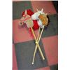 Image 1 : 3 HOBBY HORSE TOYS