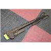 Image 1 : VINTAGE 24" PIPEMASTER MONKEY WRENCH WITH TINSNIPS