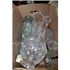 Image 1 : BOX OF MISC CRYSTAL & GLASSWARE
