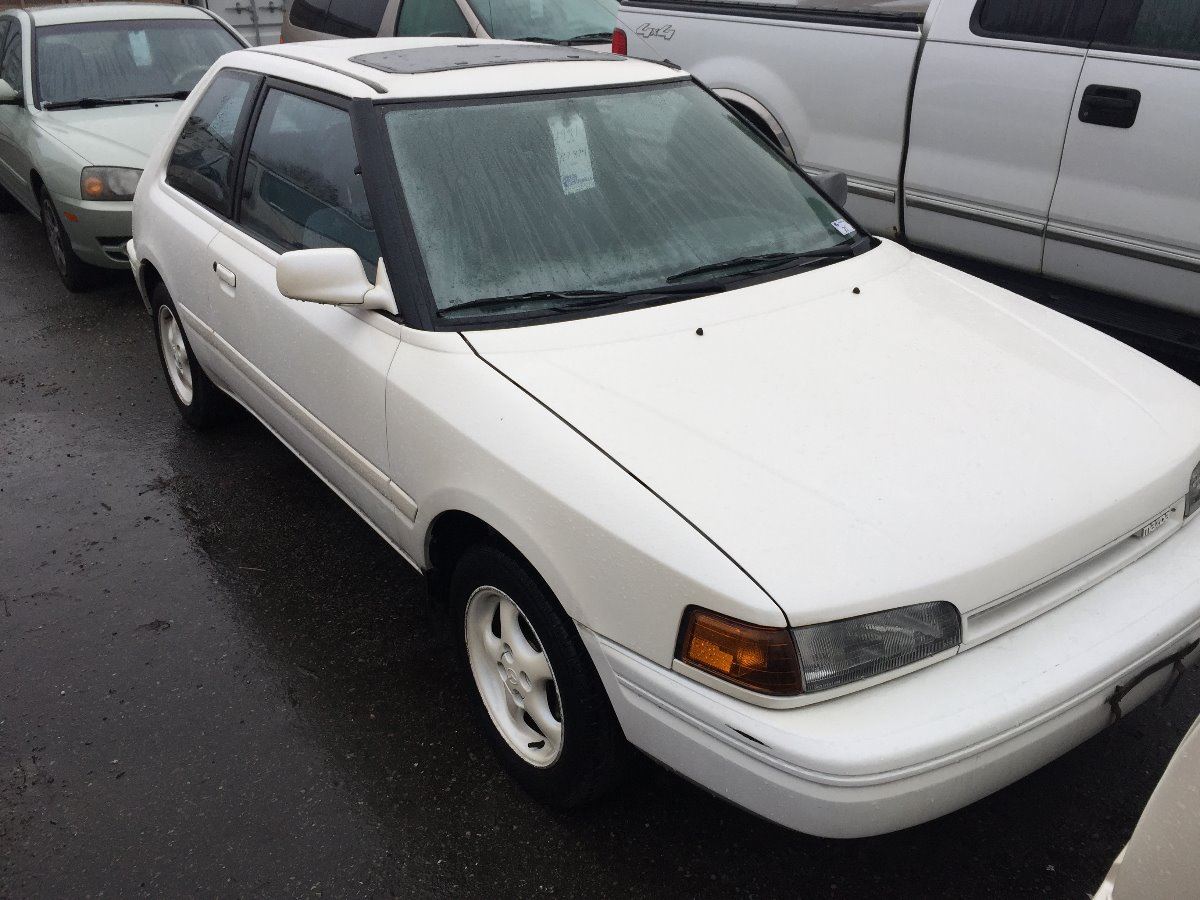 1991 Mazda 323 2 Door Hatchback White Vin Jm1bg2318m0266411