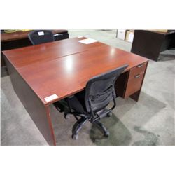 CHERRY SINGLE PEDESTAL DESK