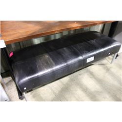 BLACK LEATHER RECEPTION BENCH