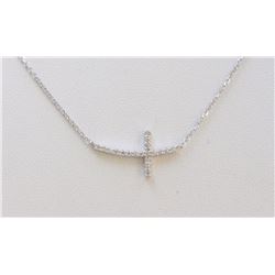14K WHITE GOLD CROSS PENDANT WITH CHAIN :2.48g/Diamond:0.14ct