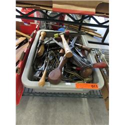 Tray of used hand tools - some vintage