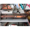 Image 1 : Vintage wood corner clamp vice