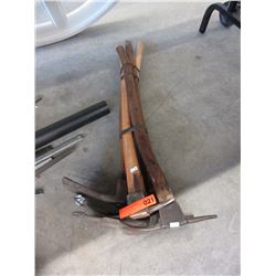 Bundle of used pickaxes
