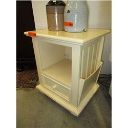 Wood end table with drawer in base
